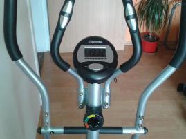 Eliptical trenažér (3/4)