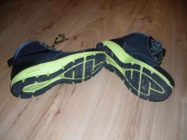 Nike teplá obuv (2/4)