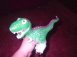 T-rex (2/3)