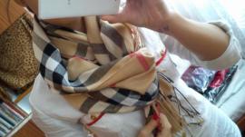 Burberry salik (2/3)