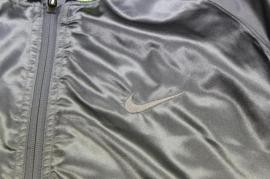 Nike saténová bunda xl (2/4)