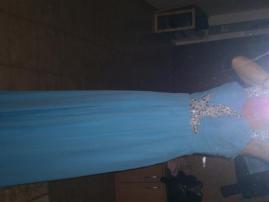 Spolocenske saty (1/4)