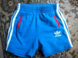 Adidas kratasky (1/2)
