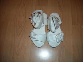 Sandalky (1/2)