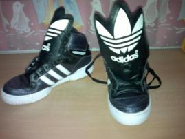 Adidas jeremy scott (1/2)