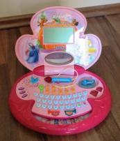 Disney princess laptop (1/3)