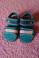 Sandálky adidas (1/2)