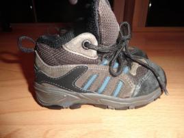 Topánky adidas (4/4)