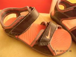 Sandalky nike v.24 (2/4)