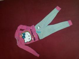 Hello kitty pyzamko (1/3)