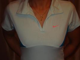 Nike (2/4)