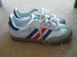 Tenisky adidas (1/3)