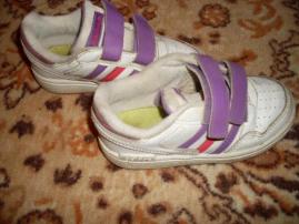 Adidas botasky (1/1)