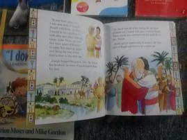 Anglicke knihy ...biblia (2/3)