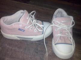 Tenisky Nike (1/2)