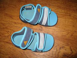 Sandale adidas (1/2)
