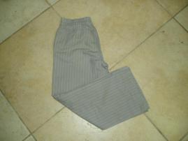 H&M pásikavé nohavice (1/4)