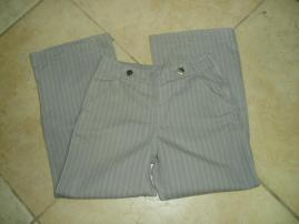 H&M pásikavé nohavice (4/4)