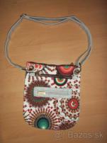 Biela taška desigual (1/3)