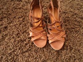 Kožene sandále - tamaris