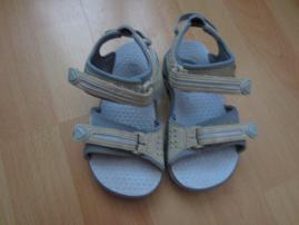 Sandálky nike (2/4)