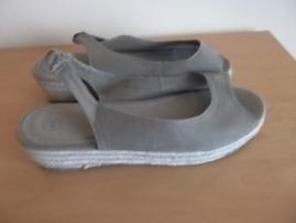 Sandale (1/3)