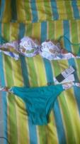 Push-up tyrkysove plavky (1/3)