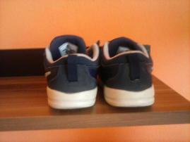 Tenisky Nike (2/2)