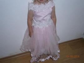 Detske spolocenske saty (1/3)