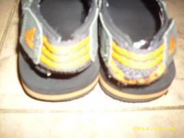 Sandálky adidas (3/3)