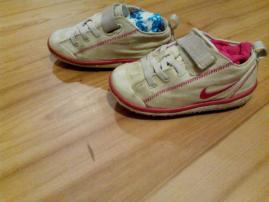 Tenisky nike (2/3)