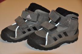 Topanky adidas na zimu (1/2)