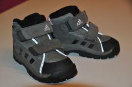 Topanky adidas na zimu (2/2)