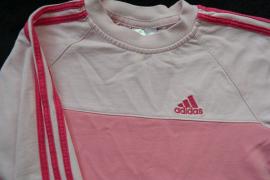 Mikina adidas 1xoblecena (2/4)