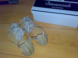Sandále (2/3)
