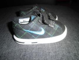 Predám botasky nike 19,5 (2/3)