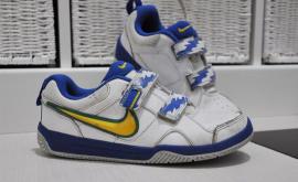 Tenisky nike (1/4)