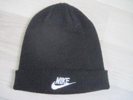 Čiapka nike (1/1)