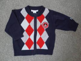 Sveter s mickey (1/1)