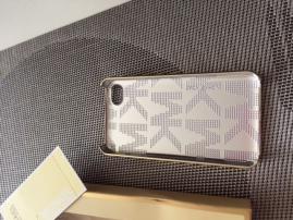 Kryt na iphone 4 (3/3)