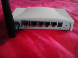Predám wifi wlan 11g rout (2/4)