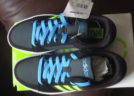 Novébotasky zn.adidas (4/4)