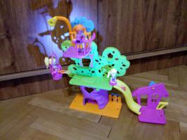 Polly pocket strom (2/4)