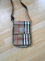 Burberry kabelka (1/3)