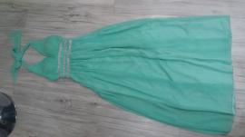 Spolocenske saty (1/4)