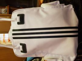 Orig.adidas kabelky (1/4)