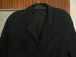 Čierny trenčkot (2/2)