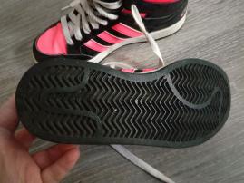 Tenisky adidas (3/3)