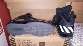 Adidas (2/3)