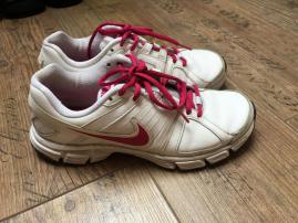 Nike tenisky (2/4)